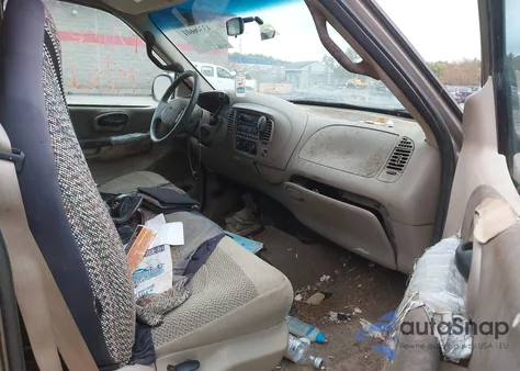 2001 Ford F-150 Lariat/Xl/Xlt из США, поврежденный, VIN 1FTRX18W31NA34374